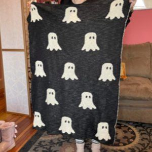 Spooky Night Ghost Blanket